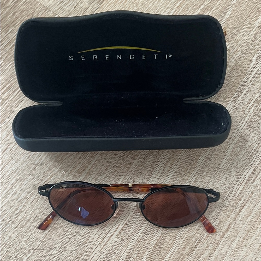Serengeti Tortoiseshell Frame Sunglasses with Brown Lenses